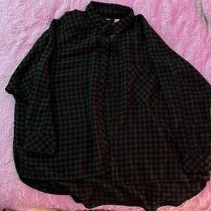 Urban outfitters drapey green and black flannel